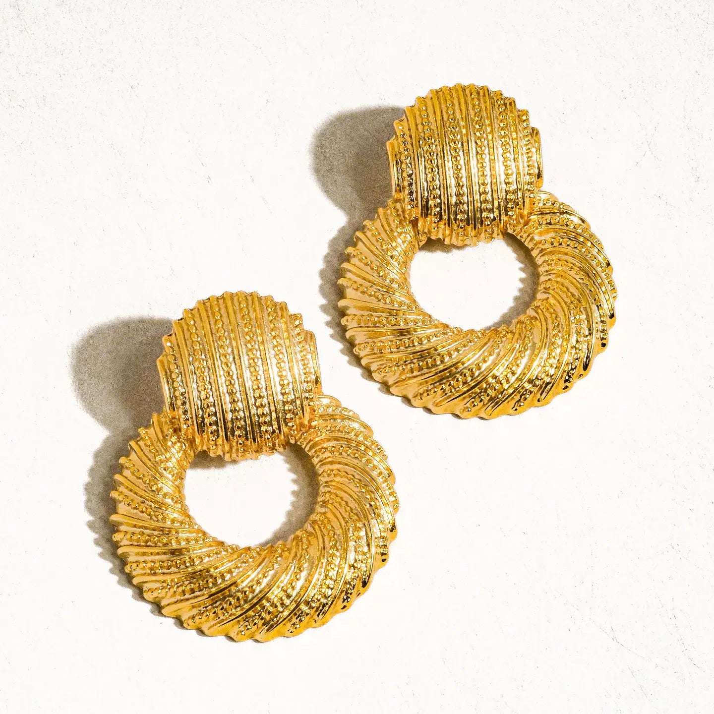 SOPHIA ROUND HOOP EARRING