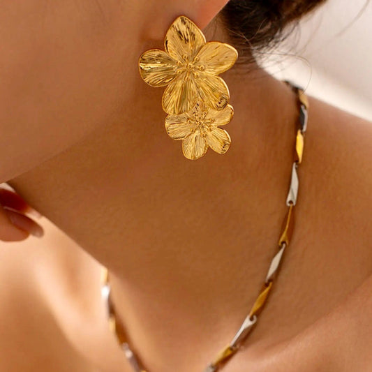 OLIVIA STACKED FLOWER EARRING